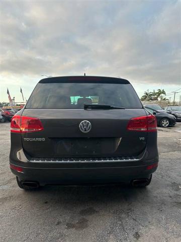 $7850 : 2013 Touareg VR6 Sport image 5