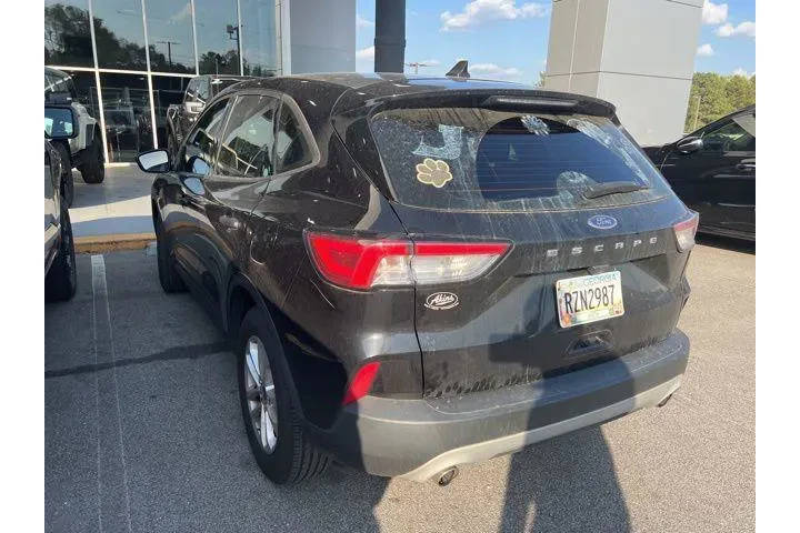 $17598 : Ford Escape 2021 S 4dr SUV image 7