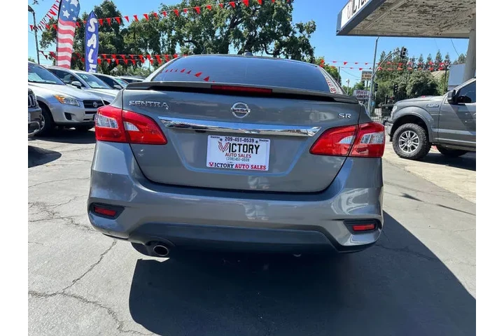 2017 Sentra SR image 5