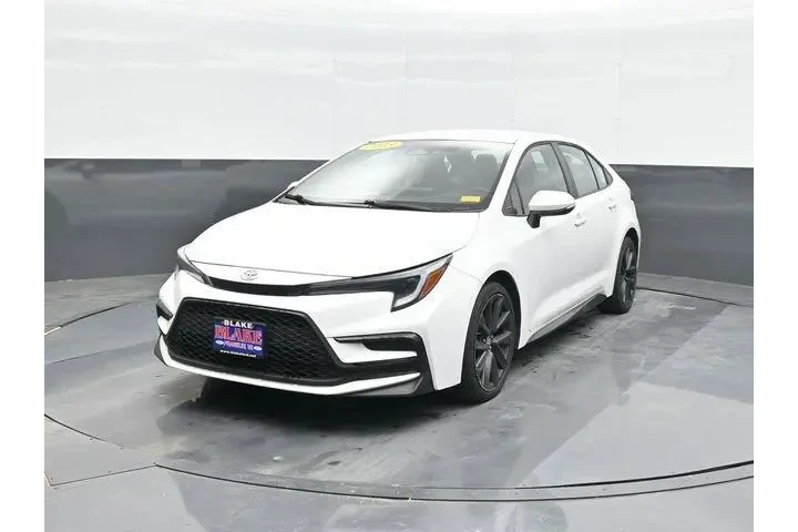 $14890 : Toyota Corolla 2023 SE 4dr S image 4