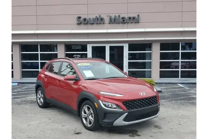 $17880 : Hyundai KONA 2023 SEL 4dr Cr image 1