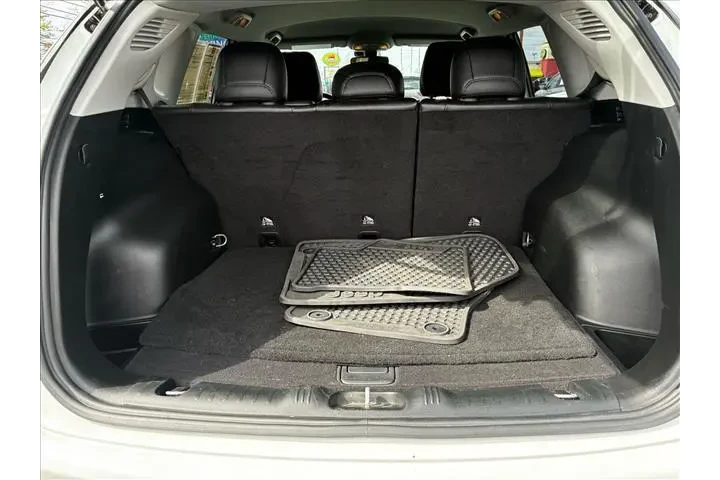 $26988 : Jeep Compass 2022 4x4 Trailh image 7