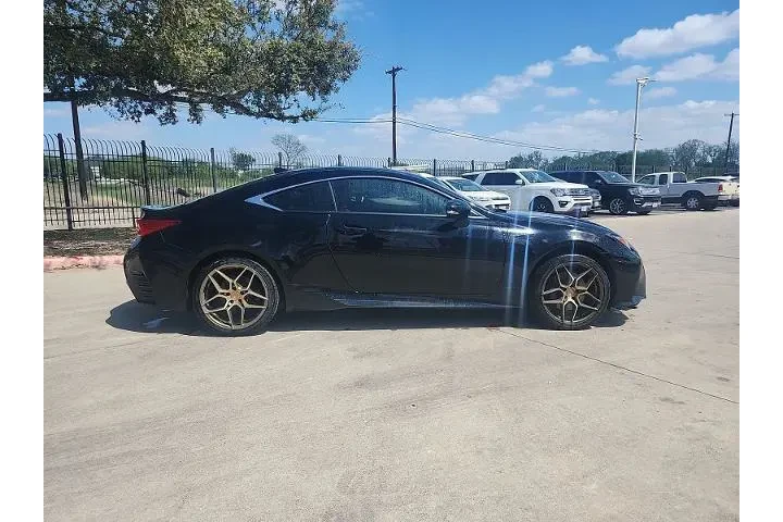 $21775 : Lexus RC 300 2016 AWD 2dr Co image 2