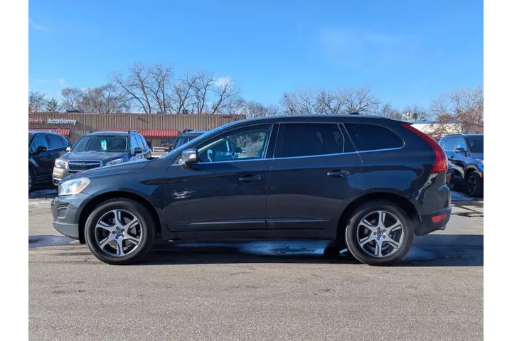 $7985 : 2013 XC60 T6 image 10