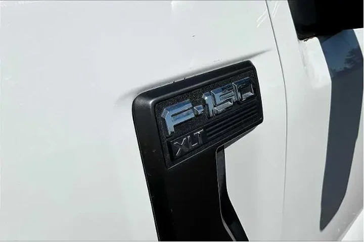 $32995 : Ford F-150 2021 4x4 XLT 4dr image 7