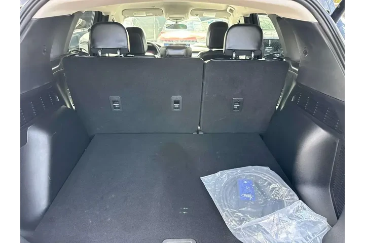 $38980 : Ford Escape Plug-In Hybrid 2 image 8