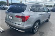 $17900 : 2016 Pilot Elite 4WD thumbnail