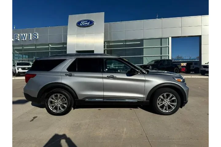 $33989 : Ford Explorer 2023 AWD Limit image 4