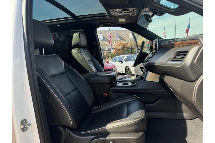 2021 Tahoe Premier image 8