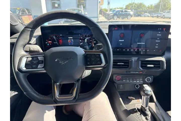 $29197 : Ford Mustang 2024 EcoBoost P image 10