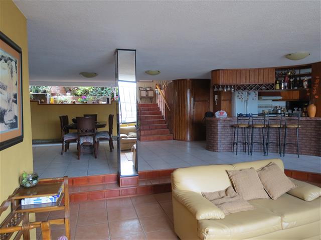 $220000 : Casa 4 dormitorios 380m2 image 5