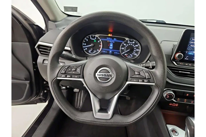 $20998 : Nissan Altima 2022 2.5 SV 4d image 10