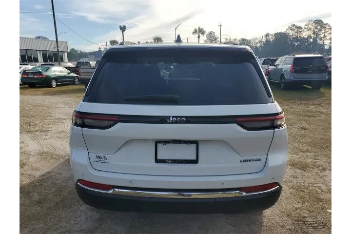 $26090 : Jeep Grand Cherokee 2022 4x2 image 9