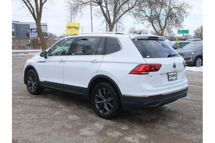$23777 : Volkswagen Tiguan 2024 Wolfs image 7