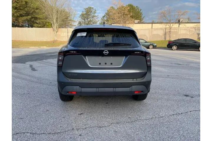 $20960 : Nissan Kicks 2025 SV 4dr Cro image 5