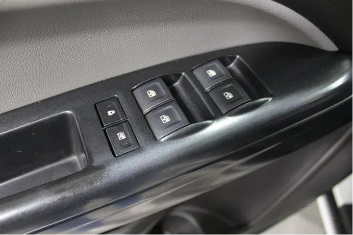 $21951 : GMC Canyon 2018 4x2 Base 4dr image 7