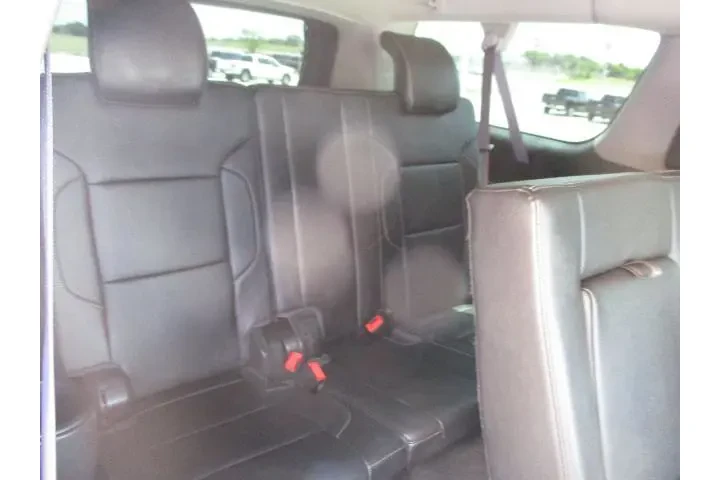 $13994 : Chevrolet Suburban 2016 4x2 image 10