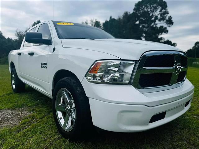 $19900 : 2020 RAM 1500 CLASSIC CREW CAB image 2