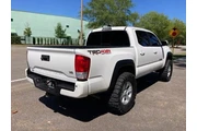 $32035 : Toyota Tacoma 2021 4x4 SR5 V thumbnail