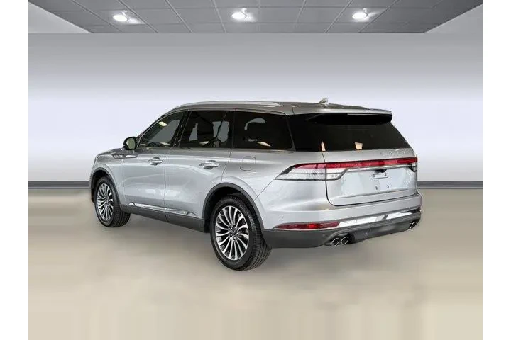 $30898 : Lincoln Aviator 2020 AWD Res image 3