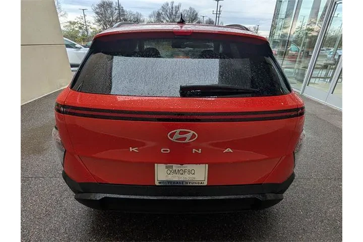 $23997 : Hyundai KONA 2024 SEL 4dr Cr image 5