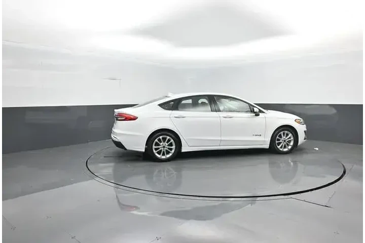 $13835 : Ford Fusion Hybrid 2019 SE 4 image 8