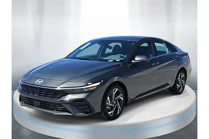 $20488 : Hyundai ELANTRA 2025 SEL Con image 2