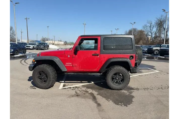 $13368 : Jeep Wrangler 2012 4x4 Sport image 5