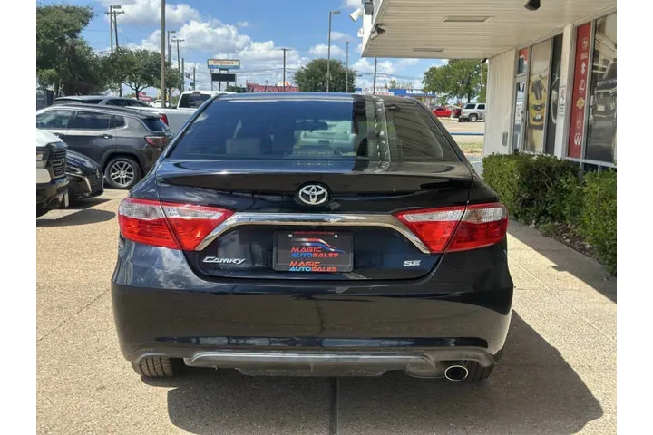 $17999 : 2017 Camry SE image 8