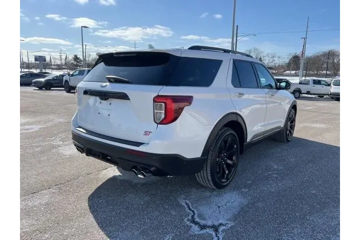 $25984 : Ford Explorer 2020 AWD ST 4d image 4