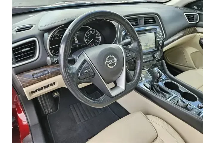 $16990 : Nissan Maxima 2018 Platinum image 5