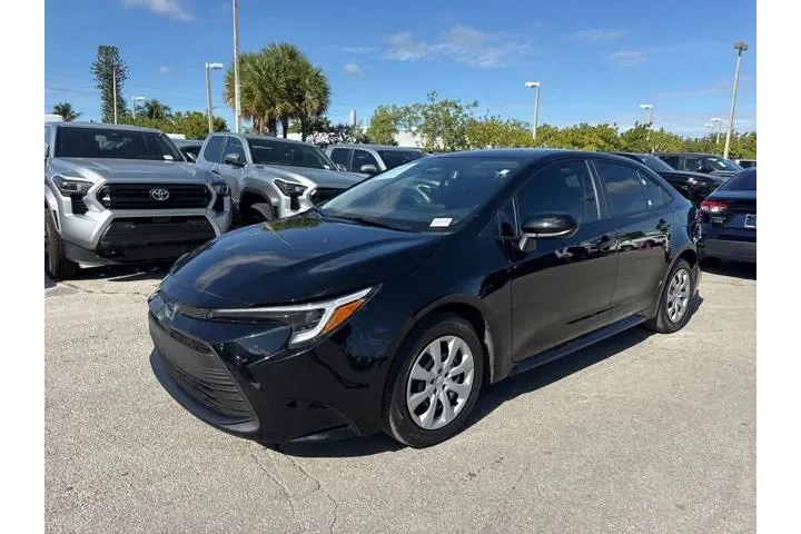 $20988 : Toyota Corolla Hybrid 2025 image 7