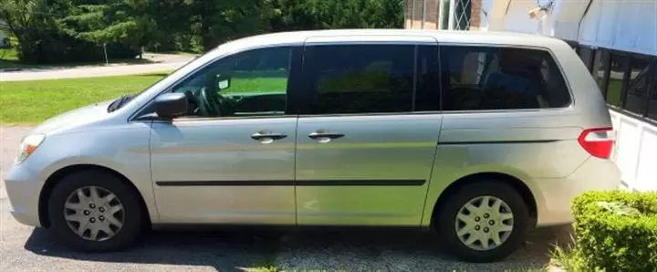 $3000 : 2006 Honda Odyssey LX Minivan image 3