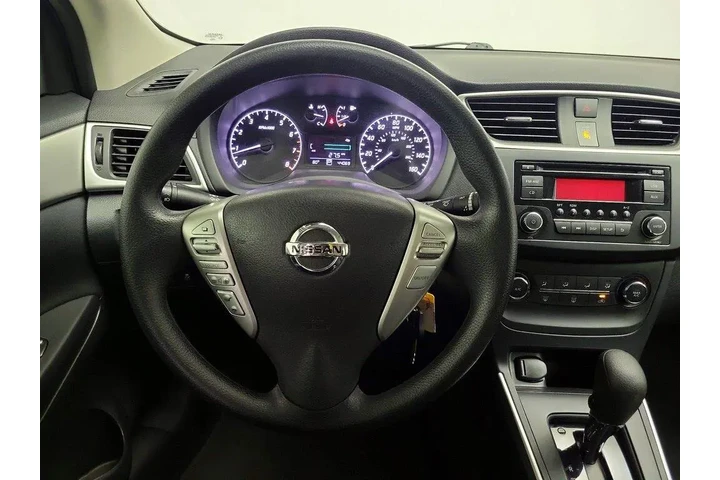 $13599 : Nissan Sentra 2017 S 4dr Sed image 10