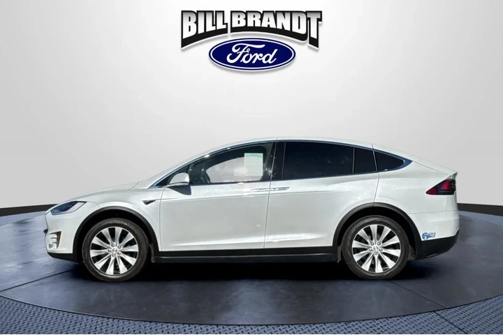 $39994 : Tesla Model X 2020 AWD Long image 6