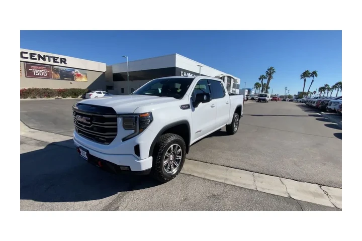 $60500 : 2025 Sierra 1500 image 4