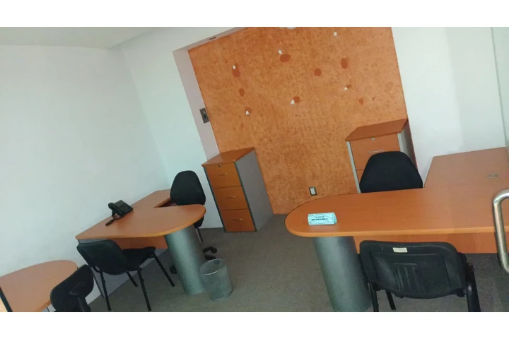 $7500 : RENTA DE OFICINAS AMUEBLADAS image 2