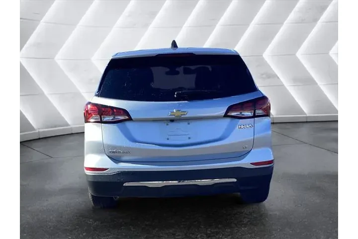 $24500 : Chevrolet Equinox 2022 LT 4d image 10