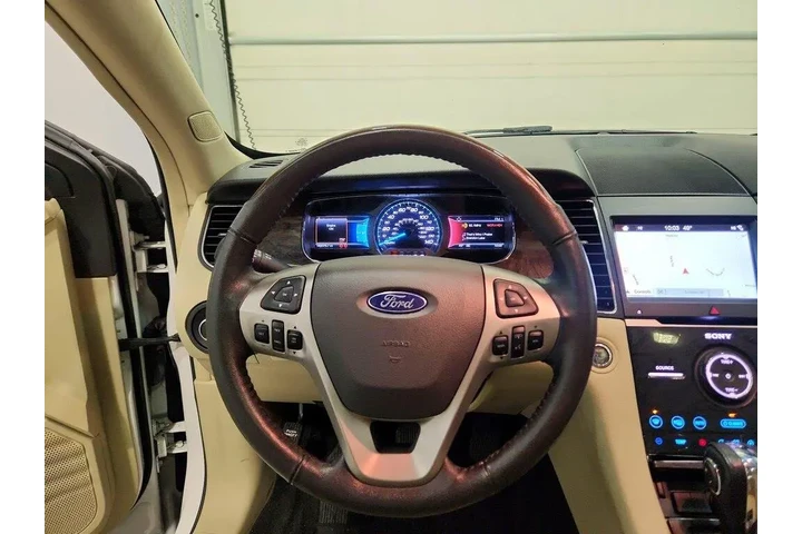 $17998 : Ford Taurus 2016 Limited 4dr image 10