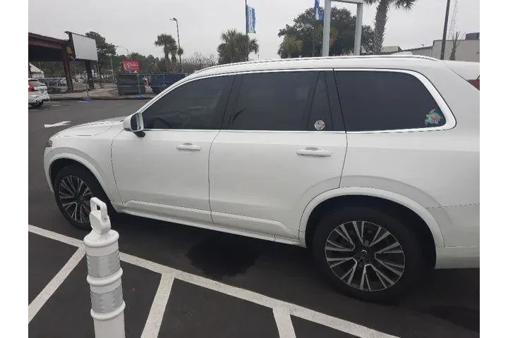 $32322 : Volvo XC90 2022 AWD T6 Momen image 7