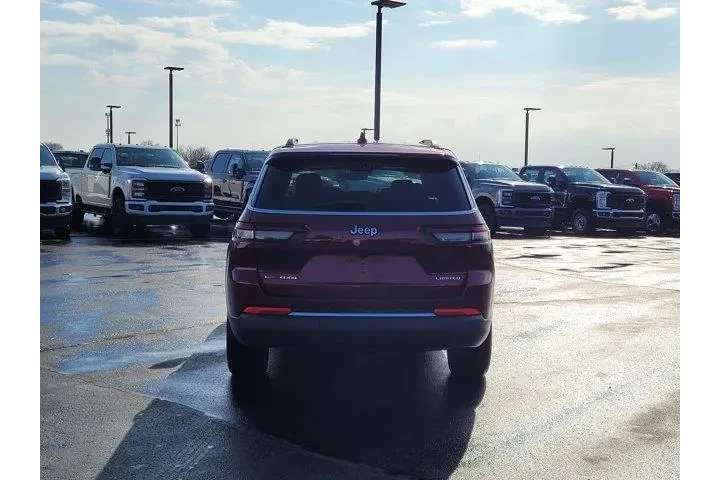 $28953 : Jeep Grand Cherokee L 2021 4 image 4