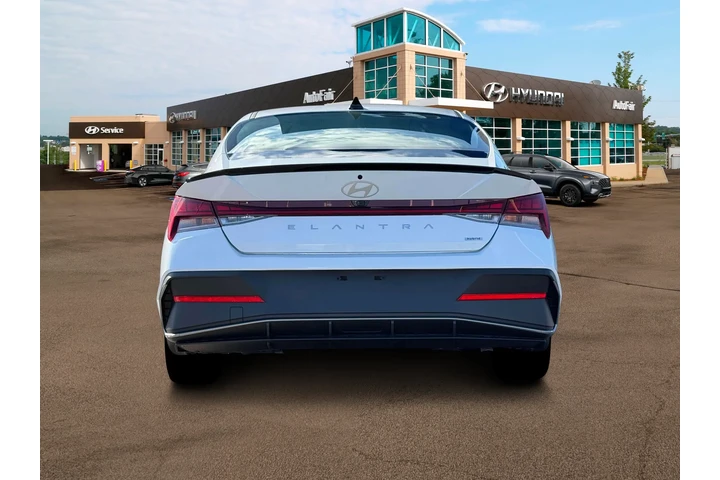 $25400 : Hyundai ELANTRA Hybrid 2025 image 6
