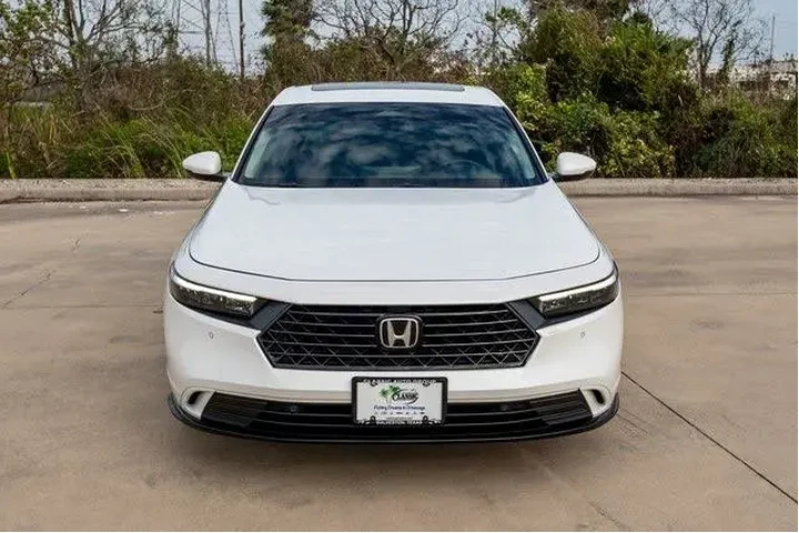 $29912 : Honda Accord Hybrid 2024 EX- image 7