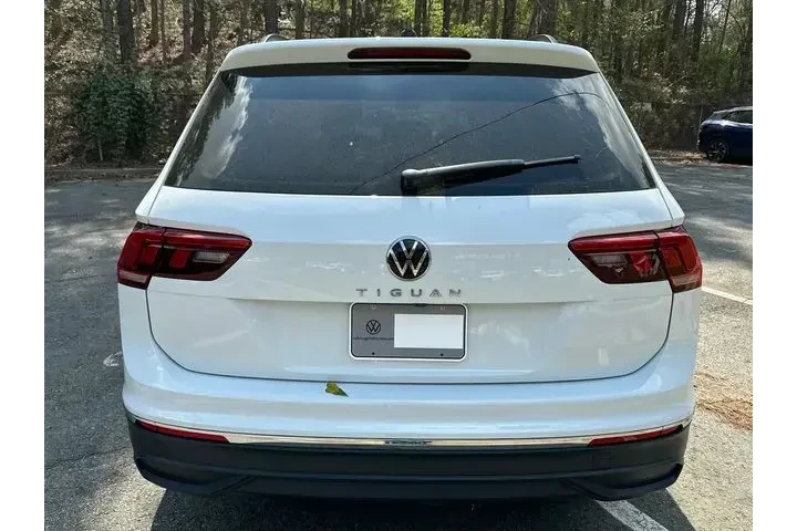 $19992 : Volkswagen Tiguan 2024 S 4dr image 6