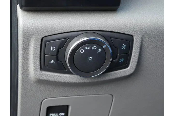 $29976 : Ford F-150 2020 4x4 XL 4dr S image 5