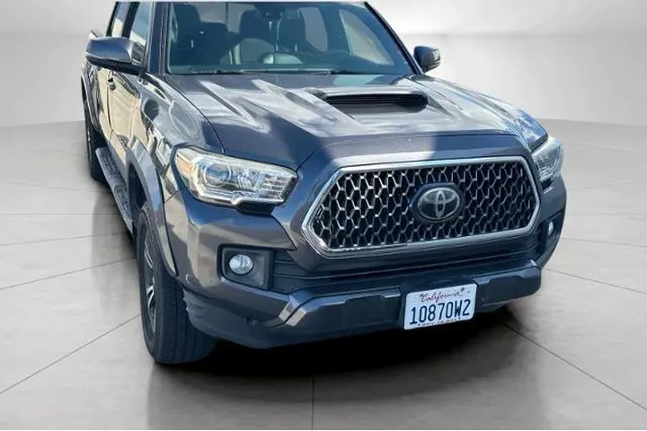 $28995 : Toyota Tacoma 2019 4x2 TRD S image 4