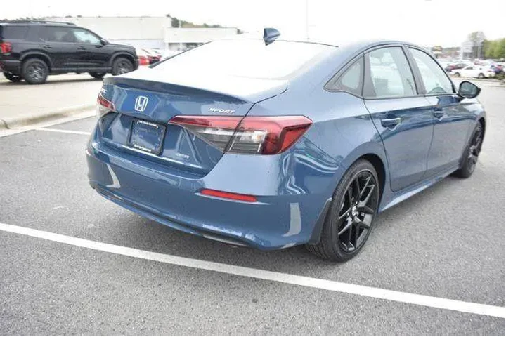 $28330 : Honda Civic Hybrid 2025 Spor image 10