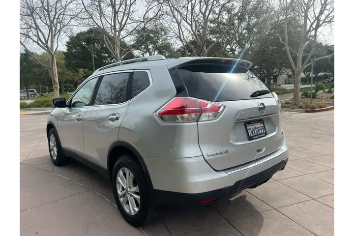 $8700 : 2016 Rogue SV image 7