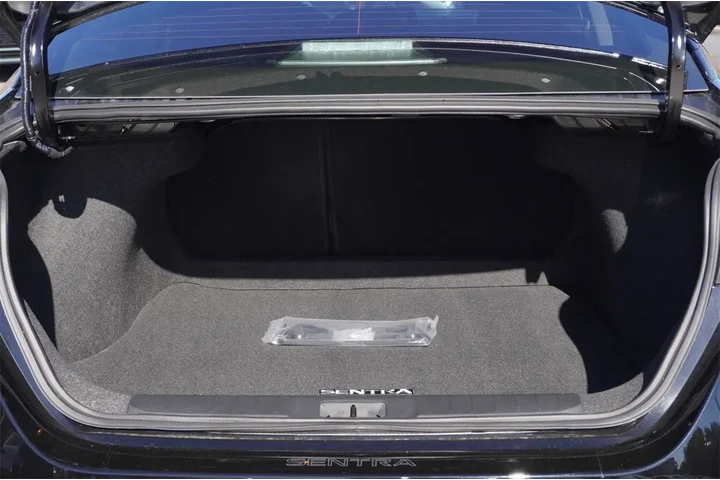 $21991 : Nissan Sentra 2025 SR 4dr Se image 7