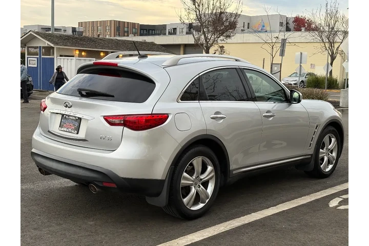 $9988 : 2009 FX35 image 6